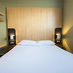 Hotel Bordeaux Aéroport 2*