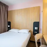 Szálloda Bordeaux Aeroport 2*