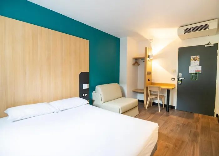 Bordeaux Aeroport Hotell 2*
