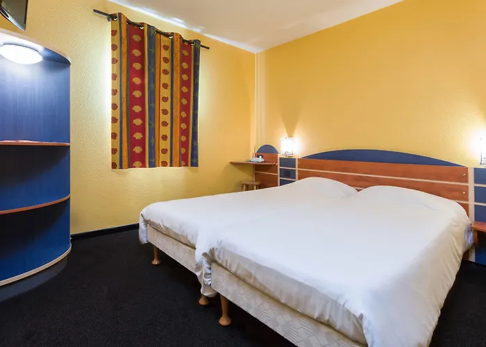 Hotell Bordeaux Aeroport 2*