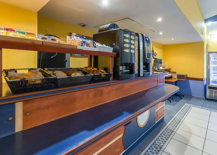 Hotell Bordeaux Aeroport 2*